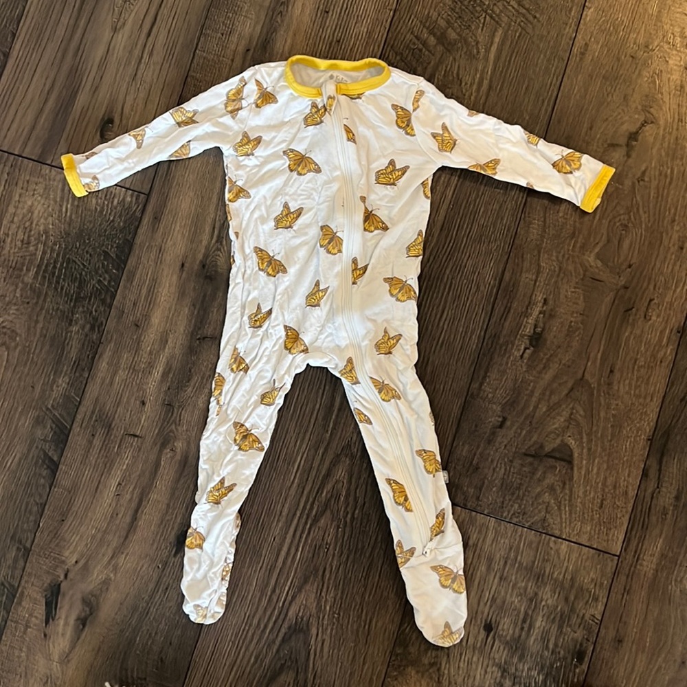 Kyte baby butterfly sleeper  6-12 months